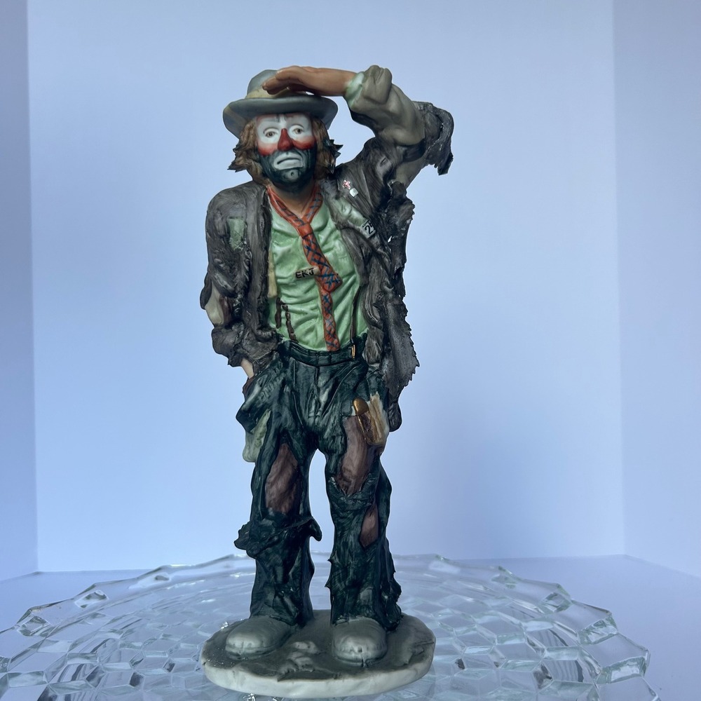 Vintage Emmett Kelly Jr. Flambro Clown Figurine Limited Edition #7174/12000‎